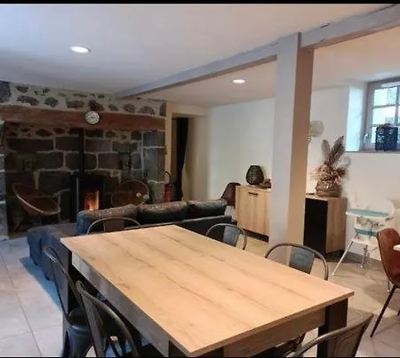 Du Pont Frühstückspension Saint-Projet-de-Salers